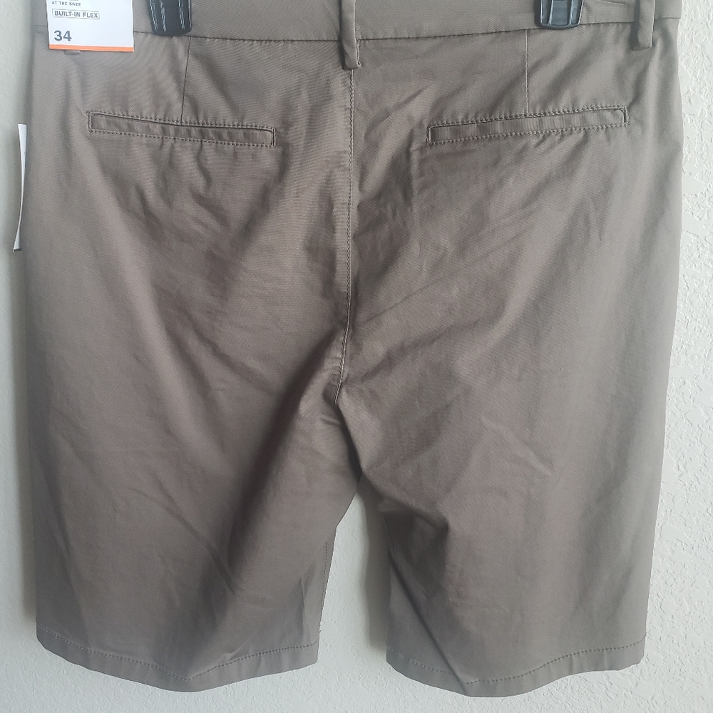 Old Navy Ultimate Tech Slim Flex Shorts